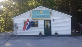 Hickory’s Paws and Grooming Salon